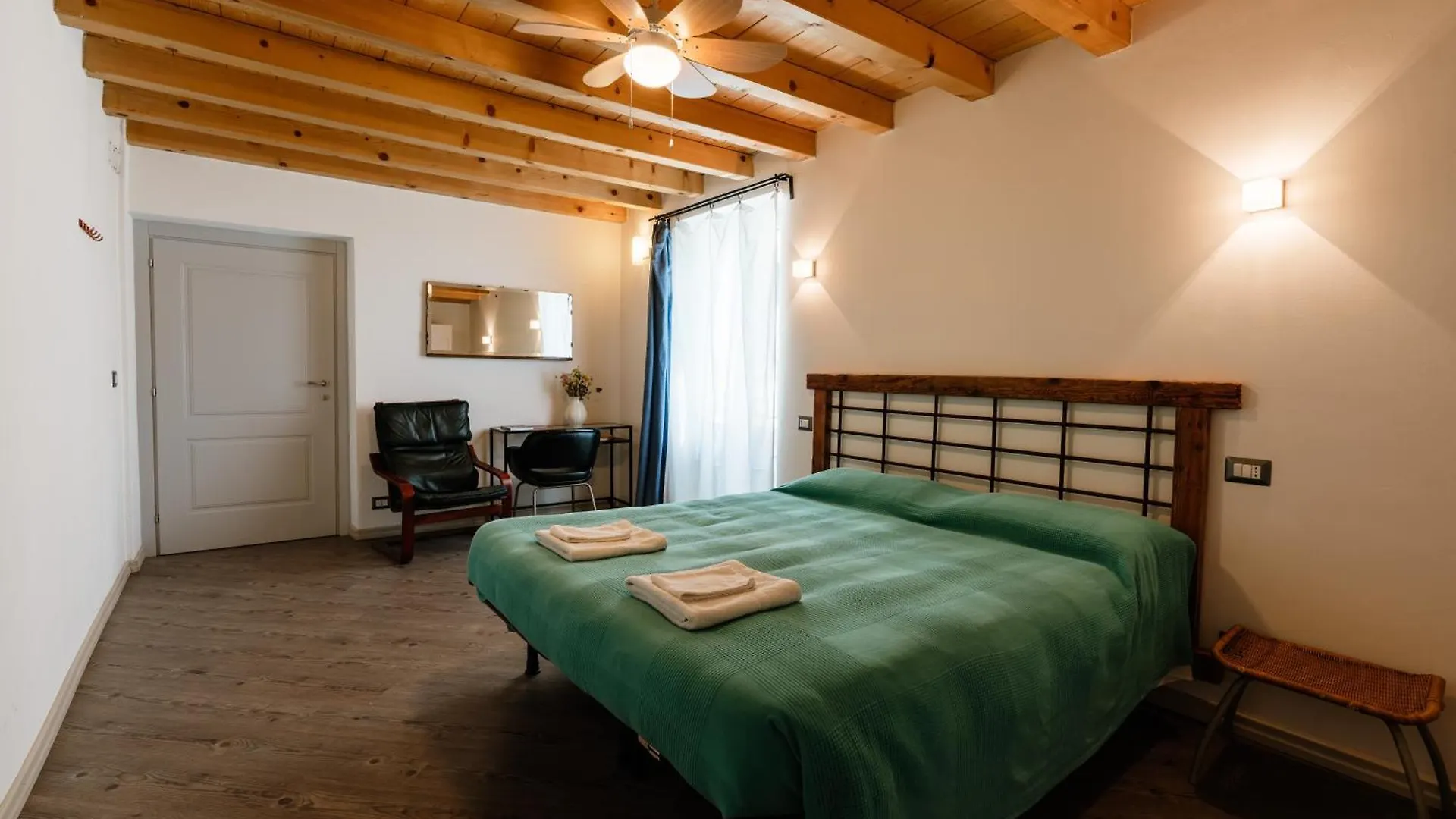 Atlante Guest House Toscolano Maderno Italy